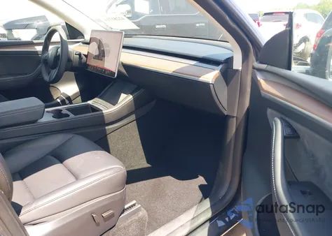 2024 Tesla Model Y Long Range Dual Motor All-Wheel Drive from USA, damaged, VIN 7SAYGAEEXRF092728